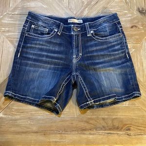 BKE Dakota Denim Jean Shorts Size 28